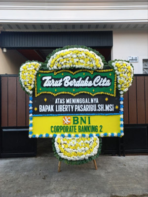 Papan Bunga Duka di Pontolo