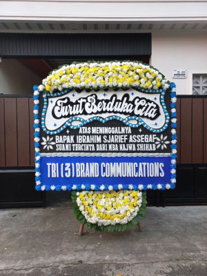 Papan Bunga Duka di Pontolo
